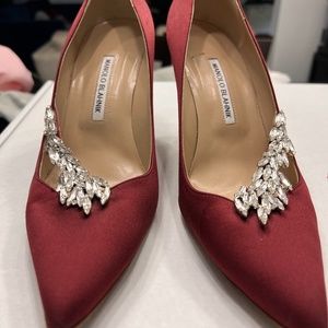 Gently used Manolo Blahnik Nadira with Swarovski Crystals 41.5 in Red